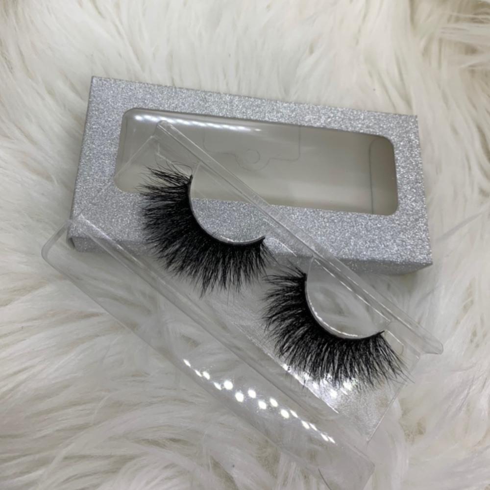 Mink Lash extensions - Picture 6 of 9